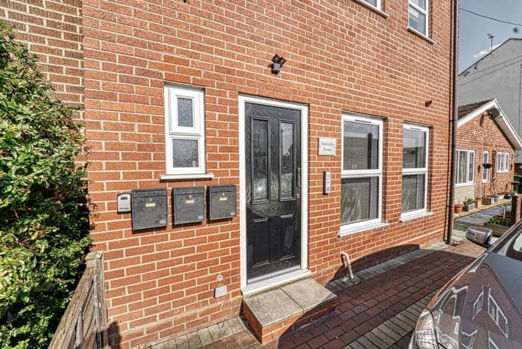 Guest Homes - Watledge House Apartment Tewkesbury Esterno foto