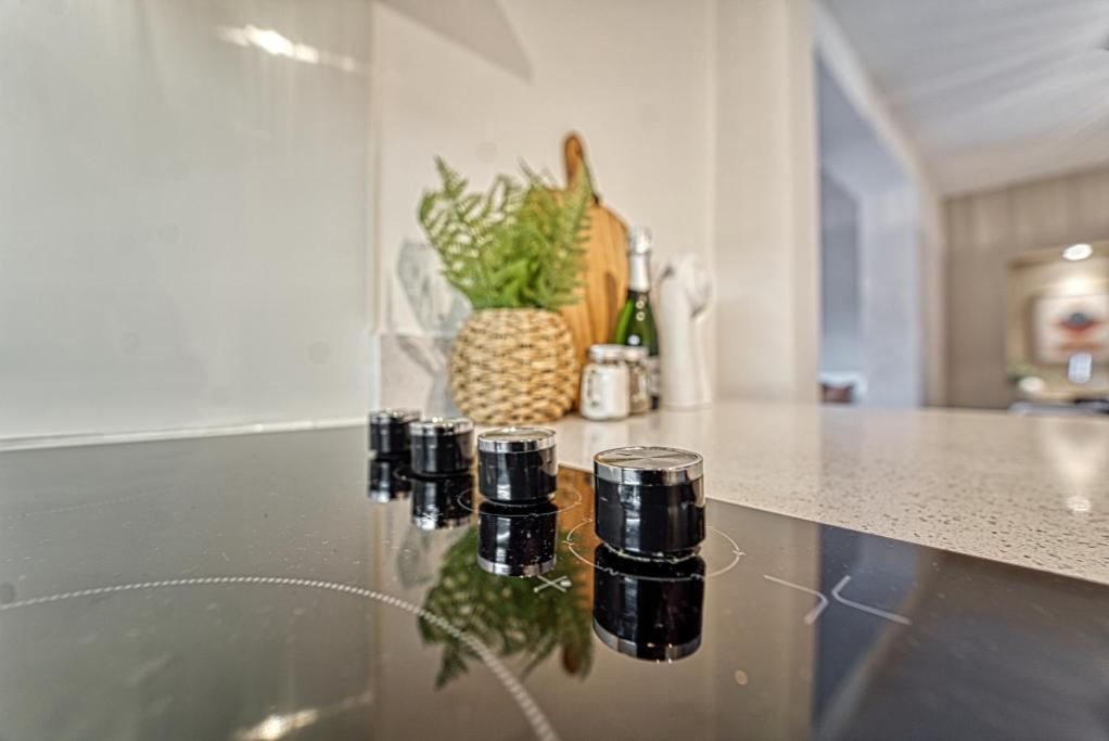 Guest Homes - Watledge House Apartment Tewkesbury Esterno foto