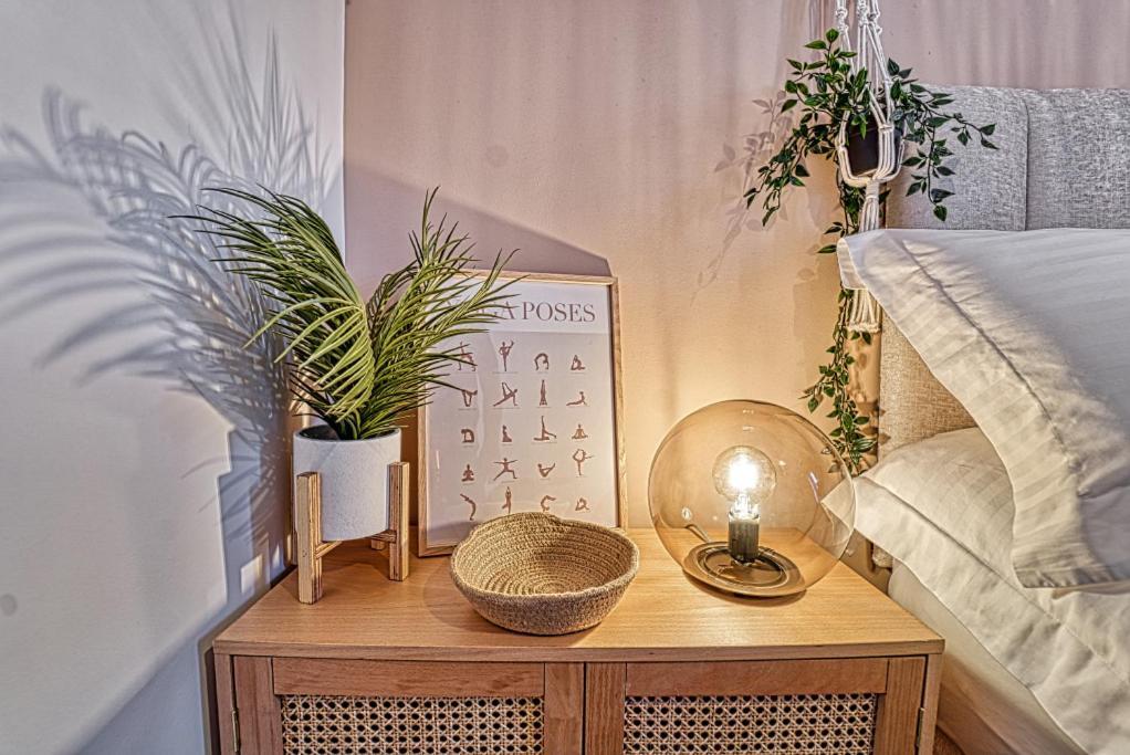 Guest Homes - Watledge House Apartment Tewkesbury Esterno foto