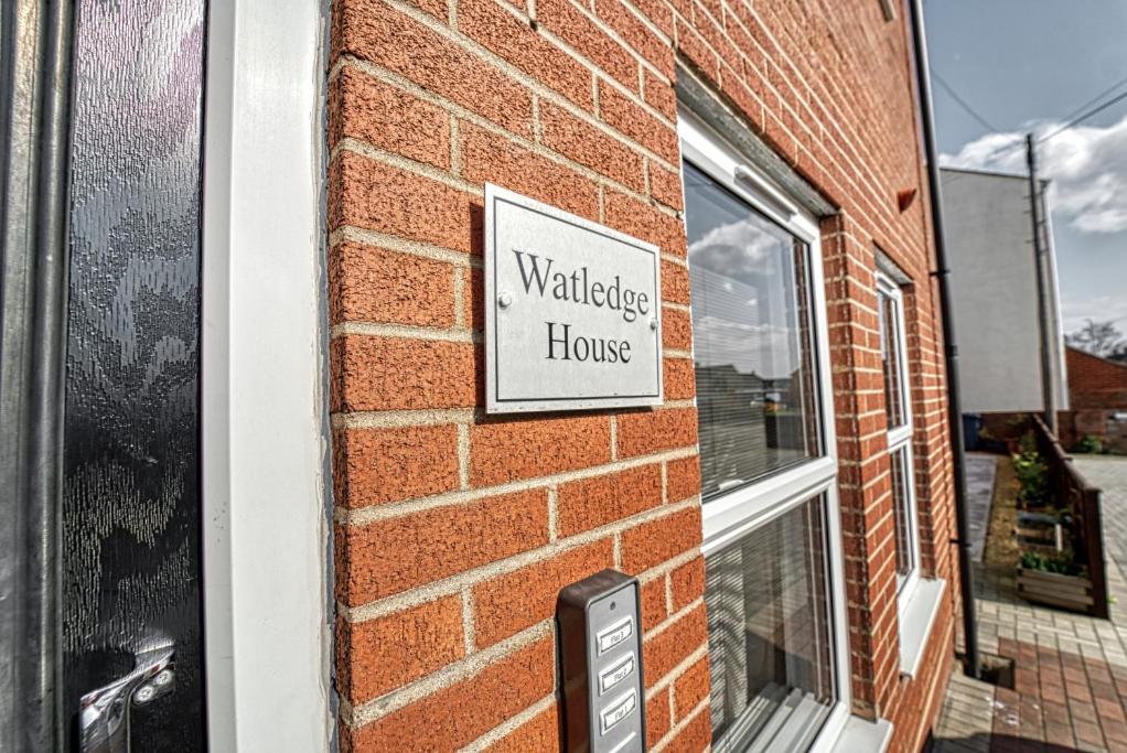 Guest Homes - Watledge House Apartment Tewkesbury Esterno foto